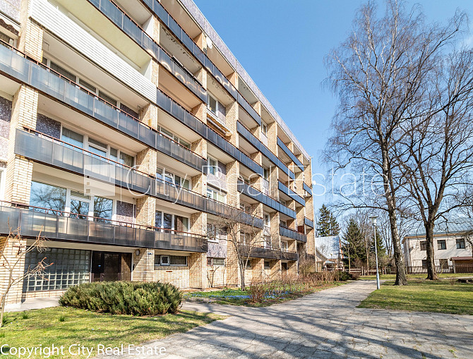 Slēgts pagalms, iežogota teritorija, vieta automašīnai, lodžija, guļamistabu skaits 2 gab., Jūrmala - foto 18