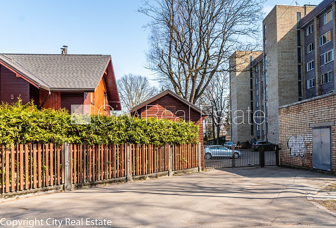Slēgts pagalms, iežogota teritorija, vieta automašīnai, lodžija, guļamistabu skaits 2 gab., Jūrmala - foto 19