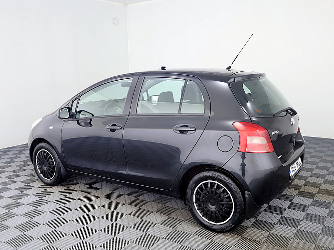 Toyota Yaris Linea Sol ATM 1.3 64kW Tallina - foto 4