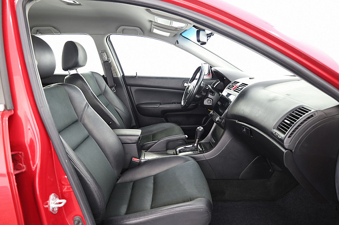 Honda Accord Luxury Facelift ATM 2.0 114kW Tallina - foto 6