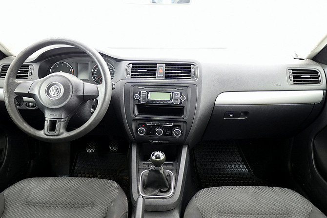 Volkswagen Jetta Comfortline 1.2 77kW Tallina - foto 5