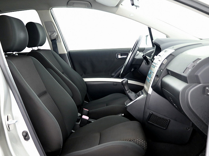 Toyota Corolla Verso Linea Sol Facelift 2.2 D-4D 100kW Tallina - foto 6
