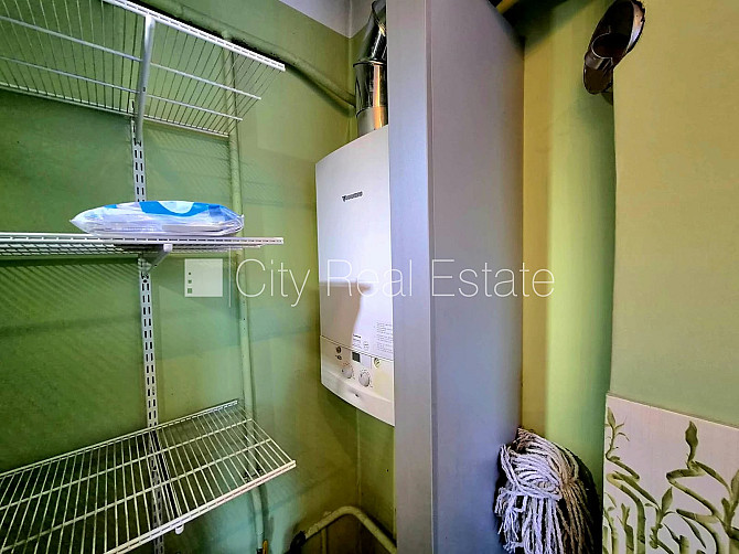 Pagalma māja, labiekārtots apzaļumots pagalms, slēgts pagalms, viena istaba izolēta, virtuve, Rīga - foto 17