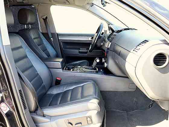 Volkswagen Touareg Highline ATM 3.0 TDI 165kW Tallina