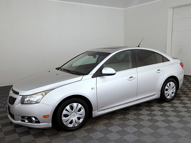 Chevrolet Cruze RS Facelift ATM 1.4 103kW Tallina - foto 2