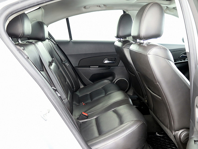 Chevrolet Cruze RS Facelift ATM 1.4 103kW Tallina - foto 7