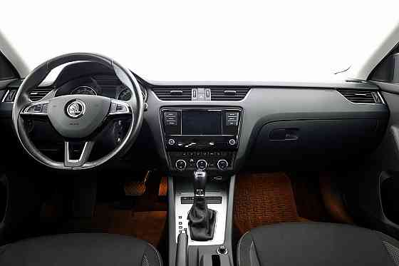 Skoda Octavia Comfortline Facelift ATM 1.5 110kW Tallina