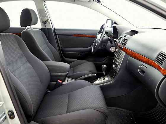 Toyota Avensis Linea Sol ATM 2.0 108kW Tallina