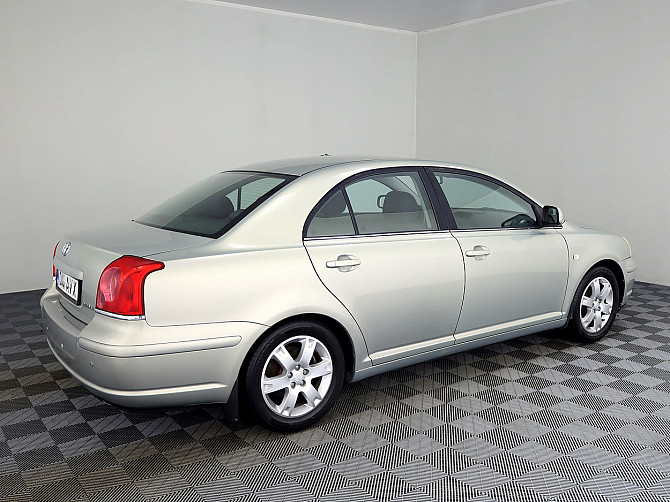 Toyota Avensis Linea Sol ATM 2.0 108kW Tallina - foto 3