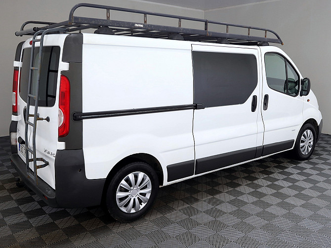 Opel Vivaro Long Facelift 2.0 dCi 66kW Tallina - foto 3