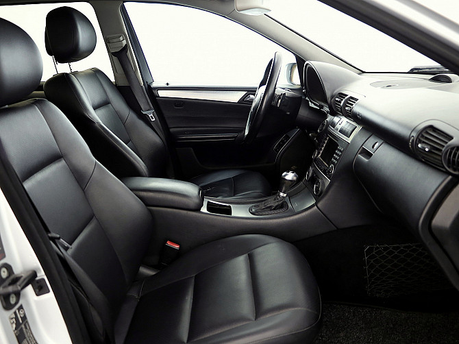 Mercedes-Benz C 320 Avantgarde ATM 3.0 CDI 165kW Tallina - foto 6