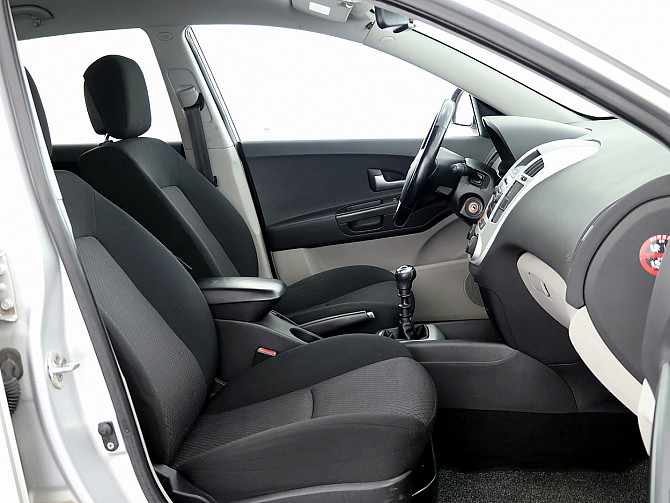 Kia Ceed Elegance 1.4 80kW Tallina - foto 6