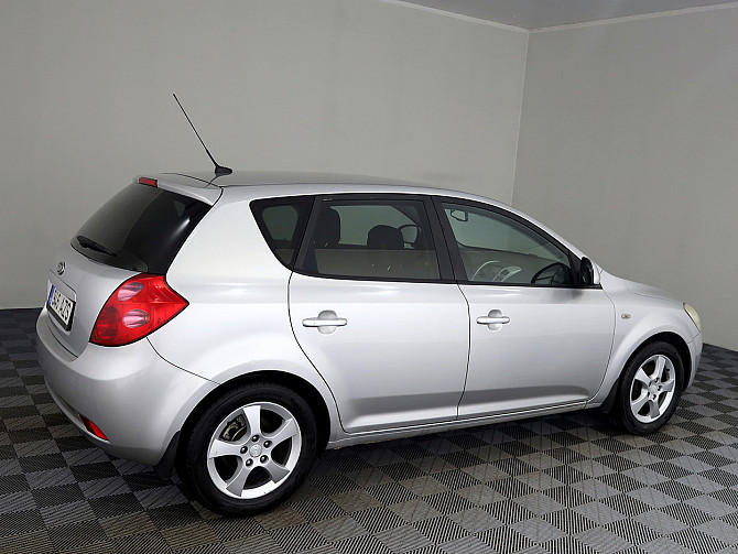 Kia Ceed Elegance 1.4 80kW Tallina - foto 3