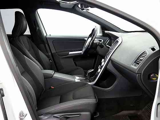 Volvo XC60 Summum Facelift ATM 2.4 D5 133kW Tallina