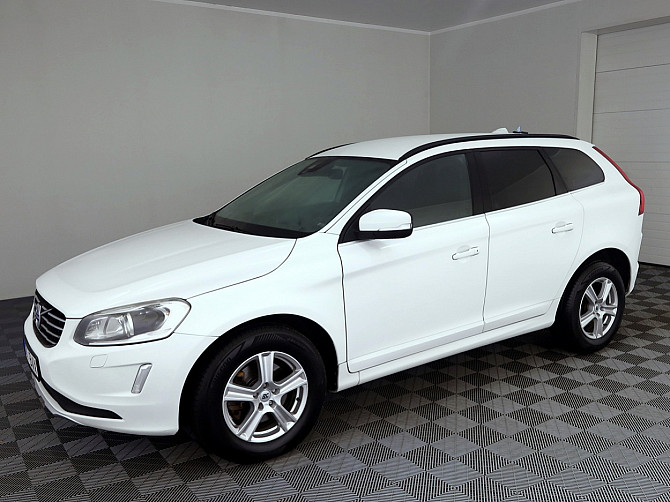 Volvo XC60 Summum Facelift ATM 2.4 D5 133kW Tallina - foto 2