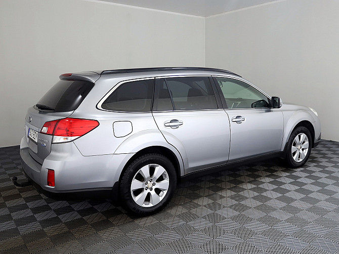 Subaru Outback Comfort AWD 2.0 TD 110kW Tallina - foto 3