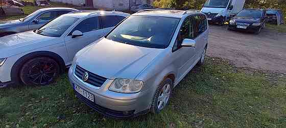 PĀRDOD VOLKSWAGEN TOURAN 1.6 FSI – 2004. GADS Cena: 850 € Atrašanās vieta: Dobele Pārdodam... Dobele