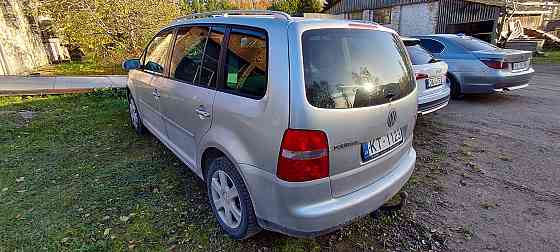 PĀRDOD VOLKSWAGEN TOURAN 1.6 FSI – 2004. GADS Cena: 850 € Atrašanās vieta: Dobele Pārdodam... Dobele