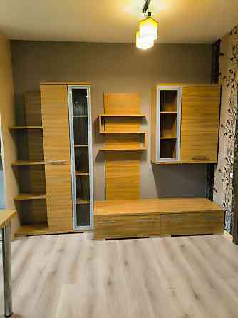 Izīrē 2 istabu dzīvokli 54 m², 4. stāvā no 5. Jaunbūves māja. Ir balkons un parkings. Skatīšanās... Salaspils