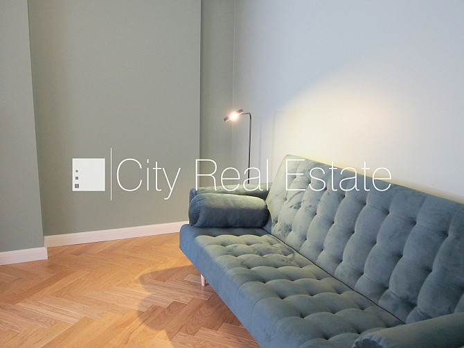 Fasādes māja, renovēta māja, slēgts pagalms, ieeja no ielas, ir lifts, kāpņu telpa pēc Rīga - foto 9