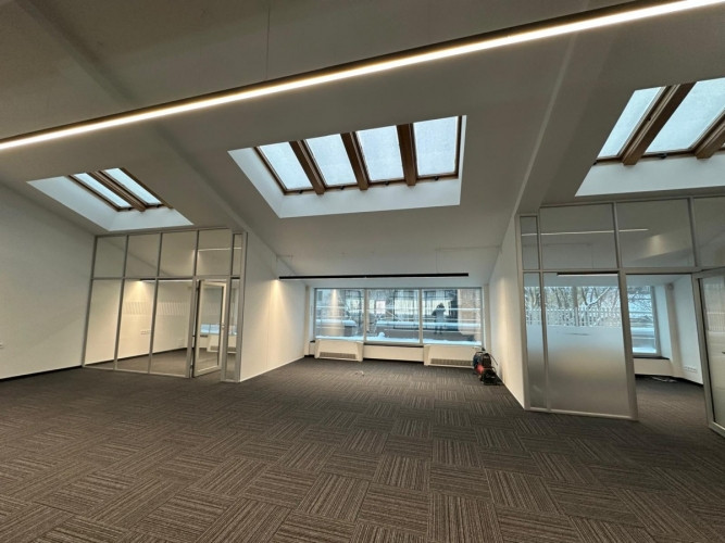 Modern open-plan office on the 6th and 7th floors of the building  The office is spread over two lev Рига - изображение 11