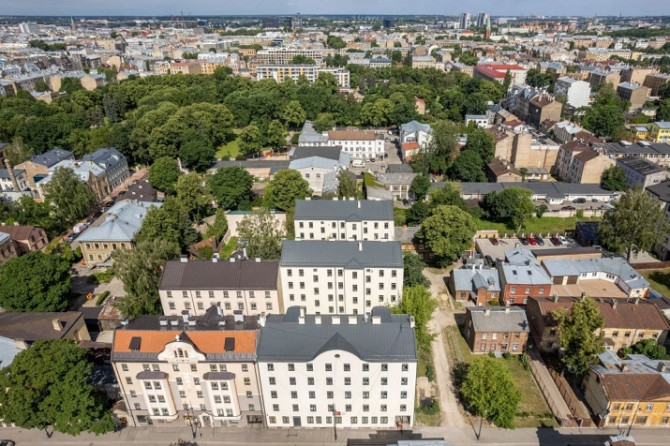 Ilgtspējīgs 3-istabu dzīvoklis renovētā ēkā- Krāsotāju 13 projektā.  Projekts atrodas Rīga - foto 11