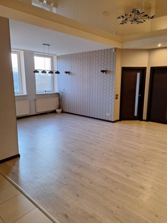 Multifunkcionāla ēka.  Pārdodas 4 stāvu ēka, kurā atrodas Vesko veikals, frizētava, deju Rīga - foto 13