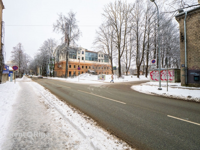 Продаётся земельный участок в районе ВЭФ.  + В настоящее время на участке Рига - изображение 3