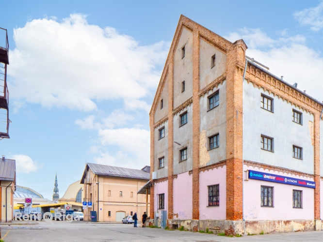 Продаётся отдельно стоящее здание с участком земли в собственности.  Есть Рига - изображение 15