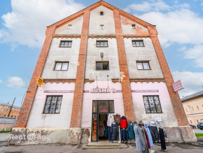 Продаётся отдельно стоящее здание с участком земли в собственности.  Есть Рига - изображение 10